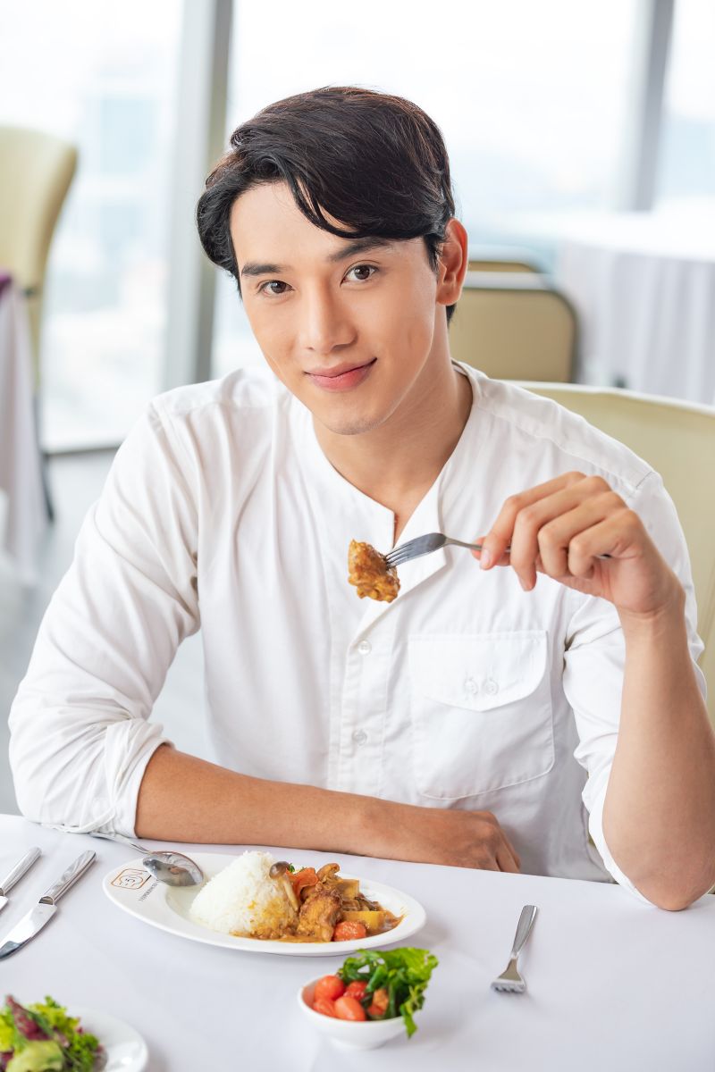 Thuận Nguyễn & EON